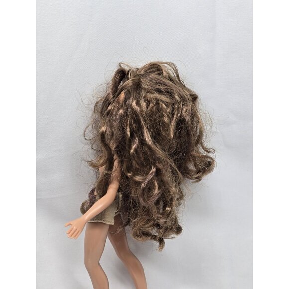 Bratz Back To School Yasmin Doll - Picture 16 of 16